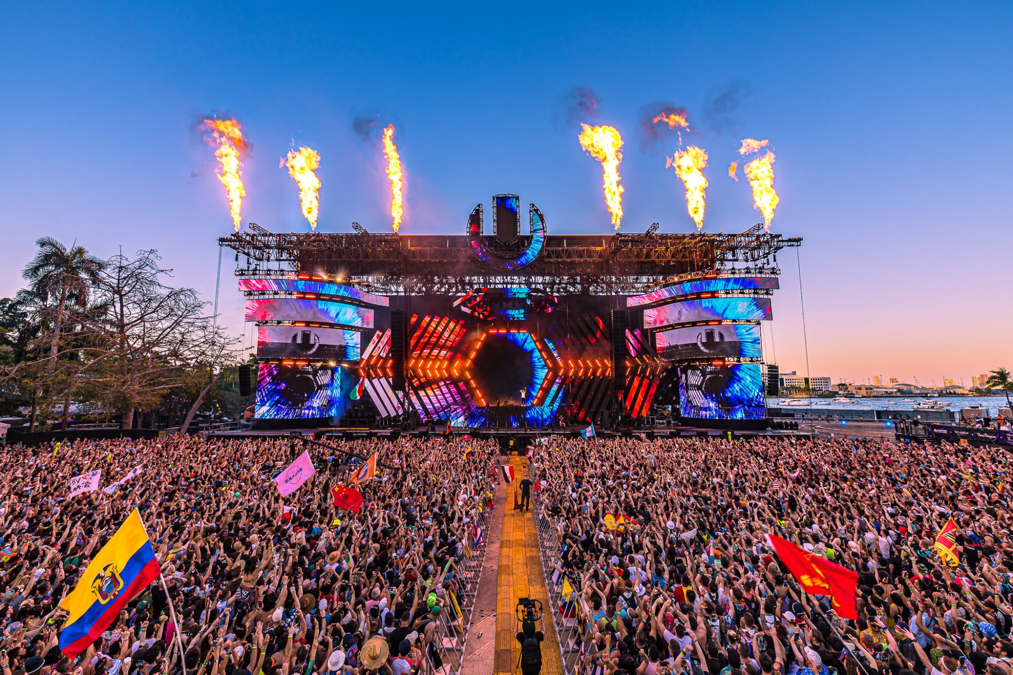 Ultra Miami 2025 Guide: Dates, Location, Sustainability & Must-Know Tips